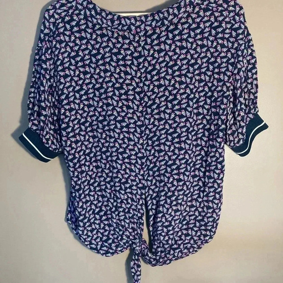 Zara sneakers print  tie knit back blouse - Picture 6 of 6